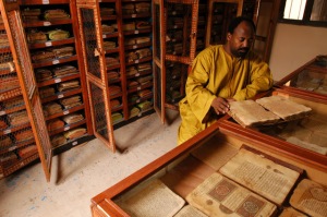 Así fue como el valiente bibliotecario de Tombuctú salvó casi 400 mil manuscritos-1
